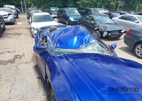 2013 Ford Mustang V6 Premium из США, поврежденный, VIN 1ZVBP8AM7D5261474